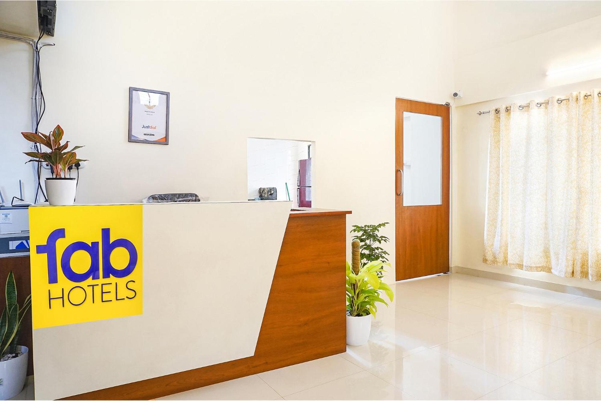 Fabhotel Majestic Luxurious - Nr Rajaram Bhiku Pathare Stadium Πούνε Εξωτερικό φωτογραφία