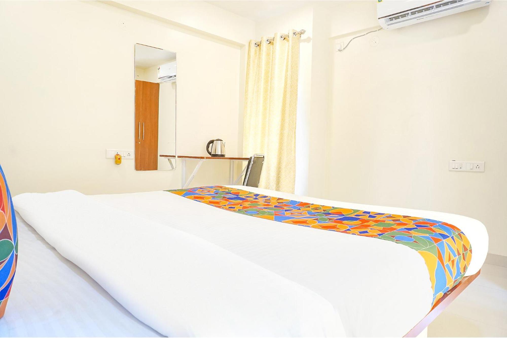 Fabhotel Majestic Luxurious - Nr Rajaram Bhiku Pathare Stadium Πούνε Εξωτερικό φωτογραφία