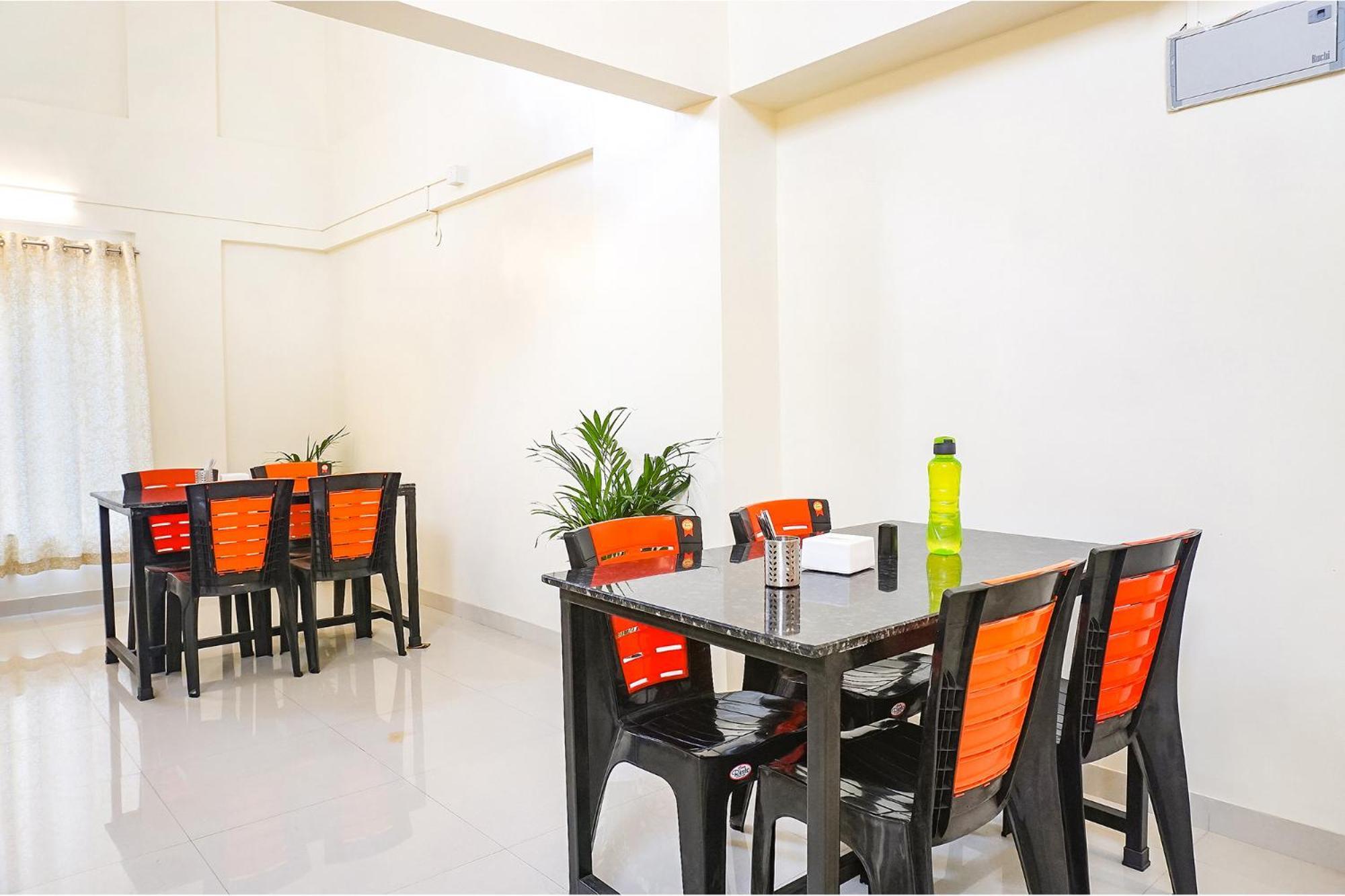Fabhotel Majestic Luxurious - Nr Rajaram Bhiku Pathare Stadium Πούνε Εξωτερικό φωτογραφία